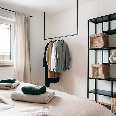 Design 128qm Mit Ausblick Διαμέρισμα *